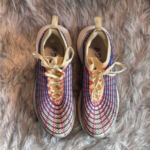 APL TechLoom Zipline Women’s Sneakers